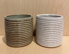 Load image into Gallery viewer, Ceramic candle holder